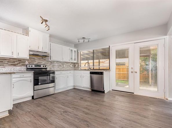 745  Cambridge Drive , Plano Texas 75023