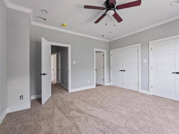 6221  Post Oak Terrace , Fort Worth Texas 76112