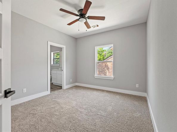 6221  Post Oak Terrace , Fort Worth Texas 76112