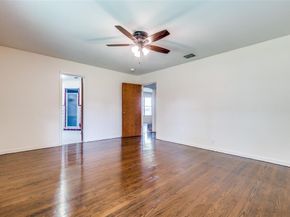 7232  SYRACUSE Drive , Dallas Texas 75214