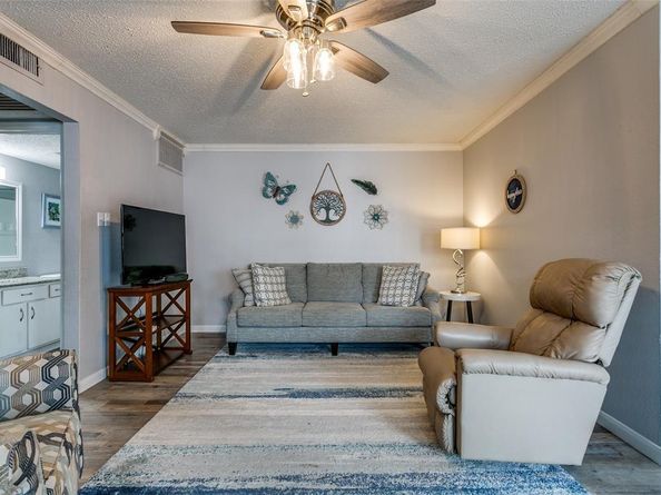 649  Timberline Drive , Hurst Texas 76053