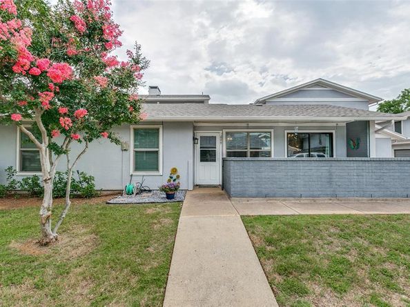 649  Timberline Drive , Hurst Texas 76053