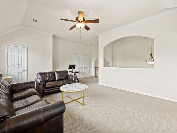 804  Bentwater Parkway , Grand Prairie Texas 75104