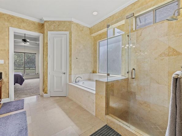 804  Bentwater Parkway , Grand Prairie Texas 75104