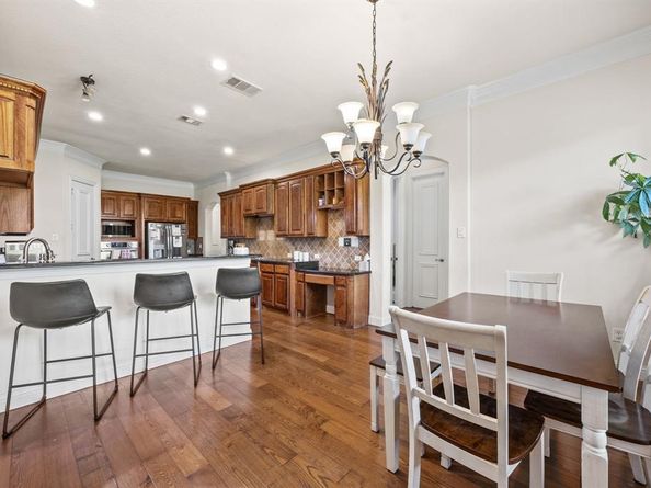 804  Bentwater Parkway , Grand Prairie Texas 75104