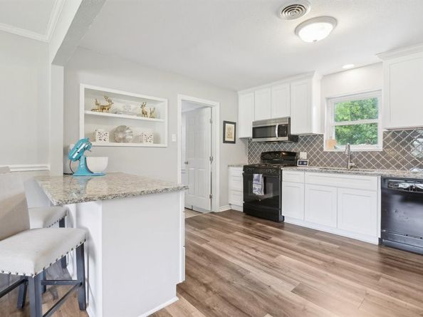 6917  Overhill Road , Fort Worth Texas 76116