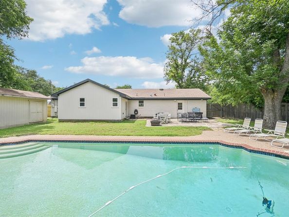 6917  Overhill Road , Fort Worth Texas 76116