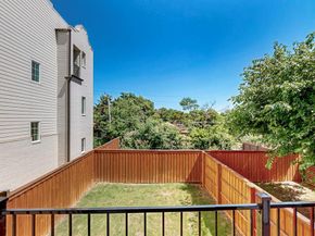 1021  Mobile Street , Dallas Texas 75208