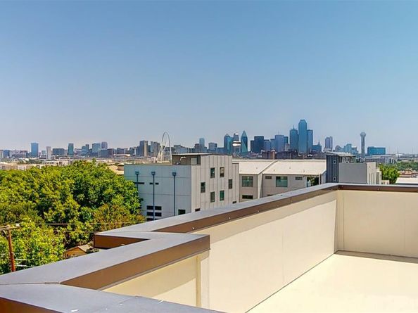 1021  Mobile Street , Dallas Texas 75208