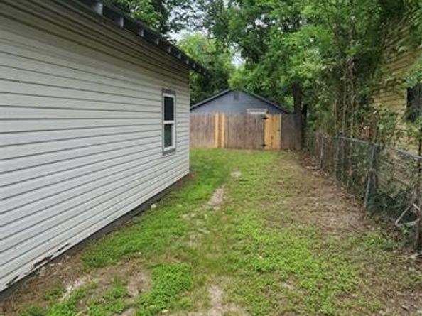 1806  Maryland Avenue , Dallas Texas 75216