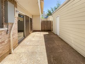 1985  Shorewood Drive , Grapevine Texas 76051