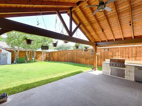 9727  Amberley Drive , Dallas Texas 75243