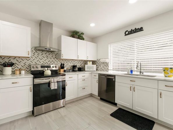 2926  Forest Hills Lane , Richardson Texas 75080