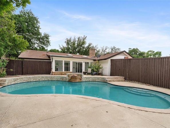 2926  Forest Hills Lane , Richardson Texas 75080