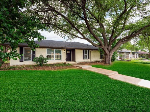 2310  Greenmeadow Drive , Carrollton Texas 75006
