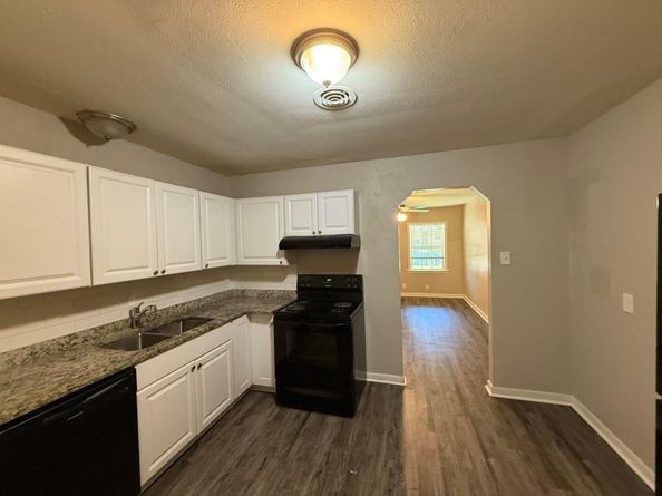 2506  Normont Circle , Fort Worth Texas 76103
