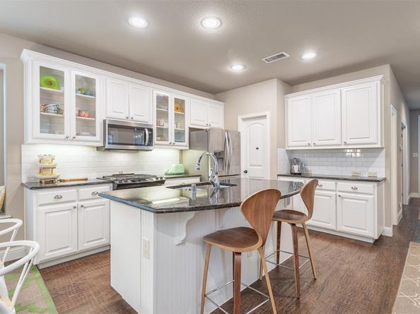 1230  Chattahoochee Drive , Savannah Texas 76227