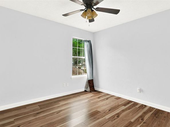 1927  Geary Street , Garland Texas 75043