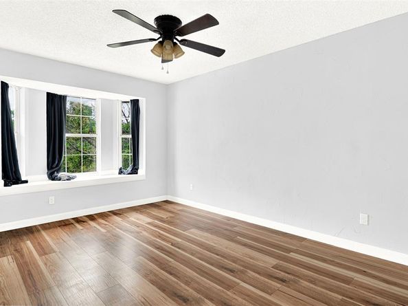 1927  Geary Street , Garland Texas 75043