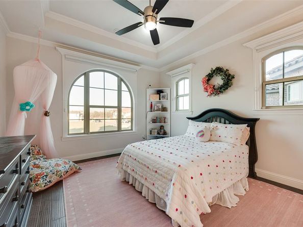10013  Lakeside Drive , Fort Worth Texas 76179