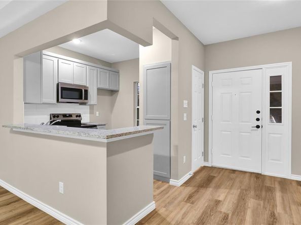 5325  Bent Tree Forest Drive  1101, Dallas Texas 75248