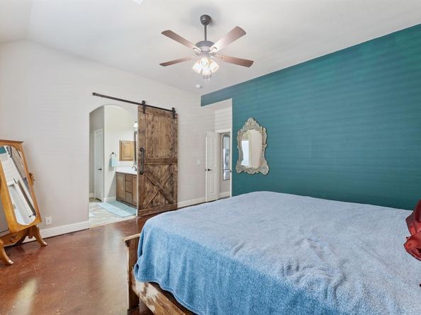 724  Marietta Lane , Aubrey Texas 76227