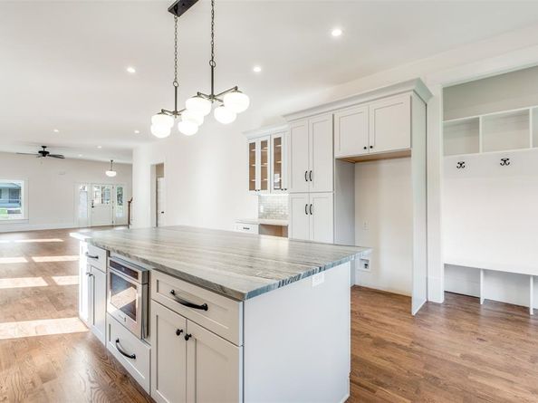 5634  Tremont Street , Dallas Texas 75214