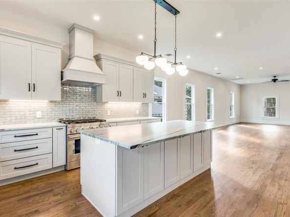 5634  Tremont Street , Dallas Texas 75214