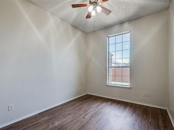 9120  River Trails Boulevard , Fort Worth Texas 76118
