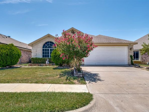 9120  River Trails Boulevard , Fort Worth Texas 76118