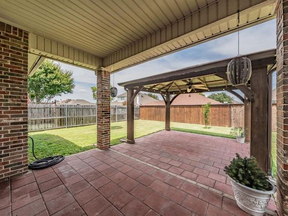 1020  Boscombe Court , Grand Prairie Texas 75052