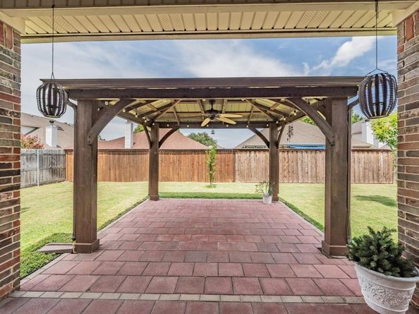 1020  Boscombe Court , Grand Prairie Texas 75052