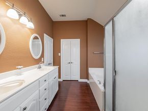 1020  Boscombe Court , Grand Prairie Texas 75052
