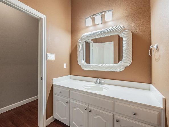 1020  Boscombe Court , Grand Prairie Texas 75052