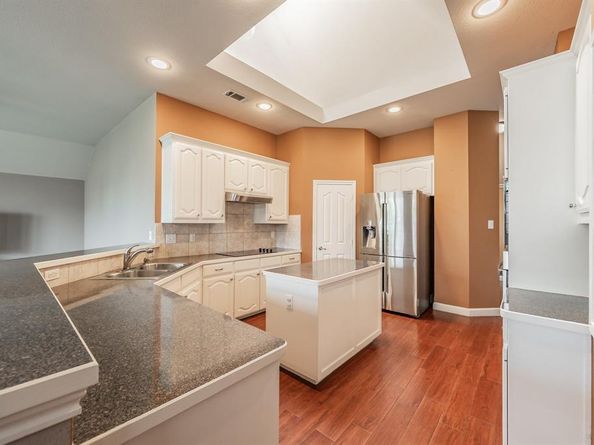 1020  Boscombe Court , Grand Prairie Texas 75052