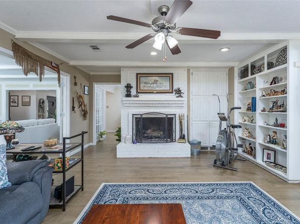 5613  Oakmont Lane , Fort Worth Texas 76112