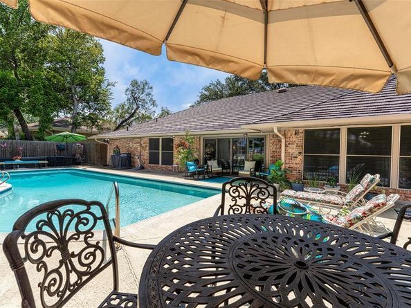 5613  Oakmont Lane , Fort Worth Texas 76112