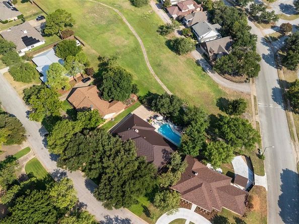 5613  Oakmont Lane , Fort Worth Texas 76112