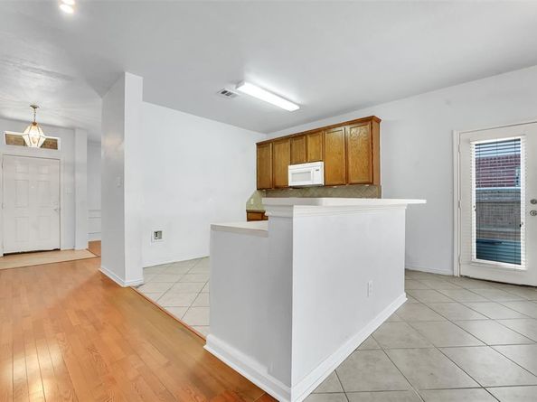 2617  Hereford Road , Denton Texas 76210