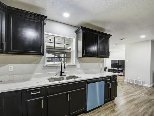 12111  Galva Drive , Dallas Texas 75243