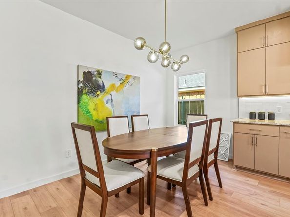 2512  Kool Avenue , Dallas Texas 75241