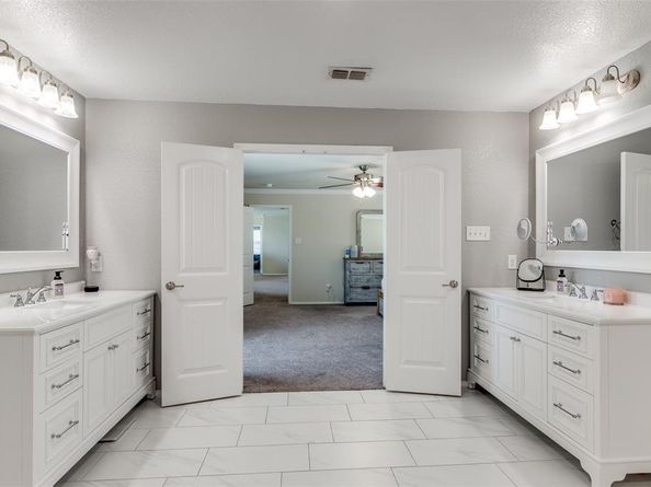 1000  Marietta Lane , Aubrey Texas 76227