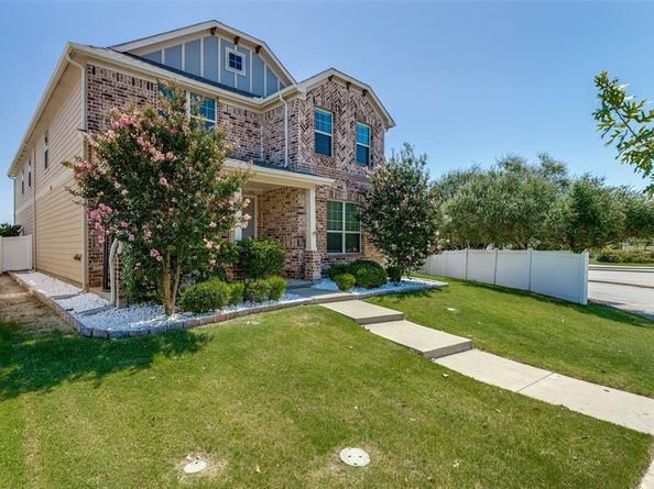 1000  Marietta Lane , Aubrey Texas 76227