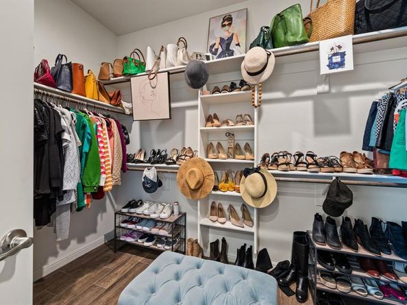 419  Regatta Lane , Azle Texas 76020