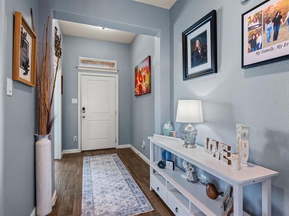 419  Regatta Lane , Azle Texas 76020