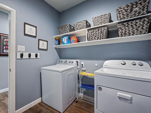 419  Regatta Lane , Azle Texas 76020