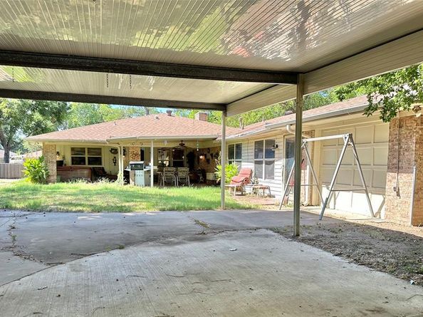 1833  Anna Drive , Irving Texas 75061