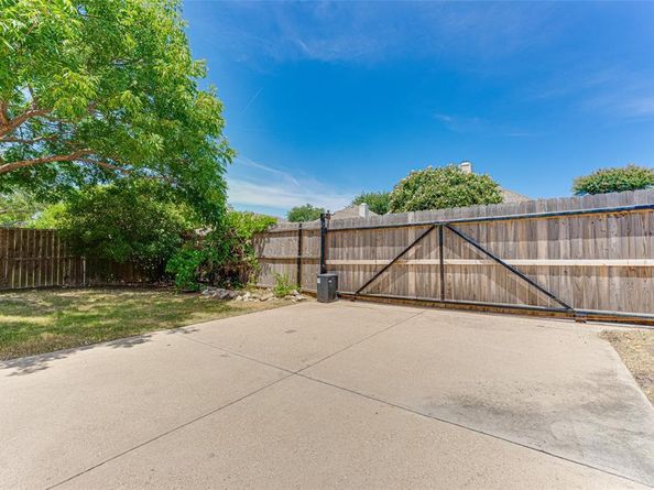 2060  Garden Crest Drive , Rockwall Texas 75087