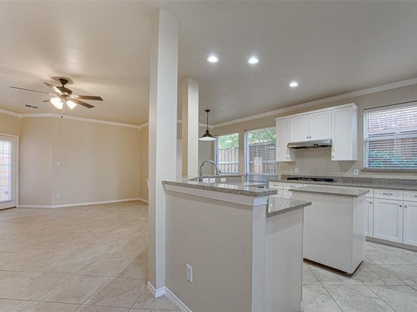 2060  Garden Crest Drive , Rockwall Texas 75087