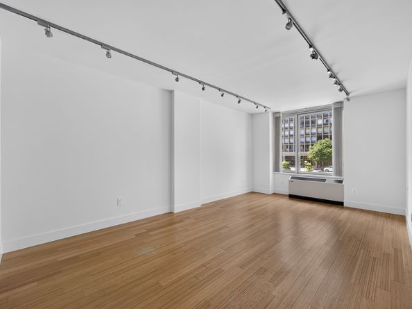303 East 33rd Street 3G, New York NY 10016